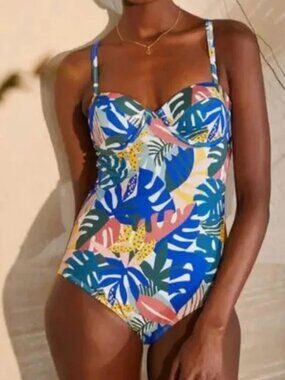 NWOT ** Boden Cassis Cup Size Leaf Pattern One Piece Swimsuit - 34D